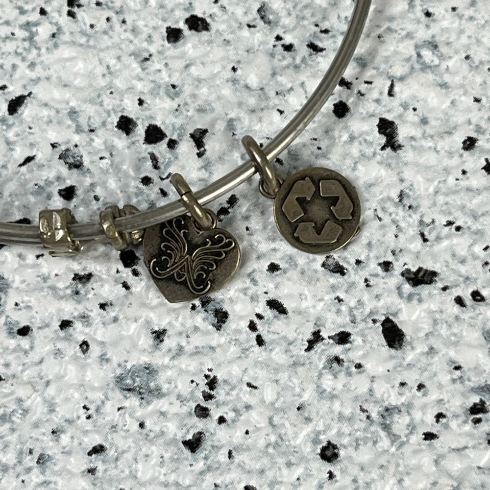 Angelica Charm‎ Bracelet Lucky Horseshoe Butterfly RCI - Picture 3 of 4